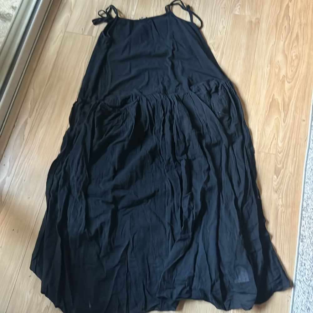 AMELIE BLACK FLOWY DRESS